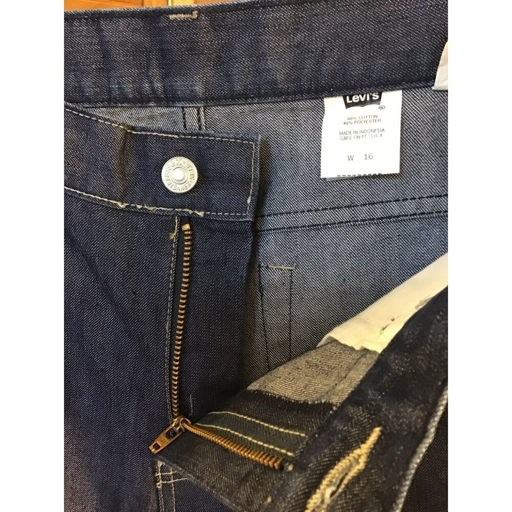Levi's Girls Mid Rise Boot Cut Embroidered Jeans Size 16 Regular (26 x 30) NWT - Picture 3 of 6
